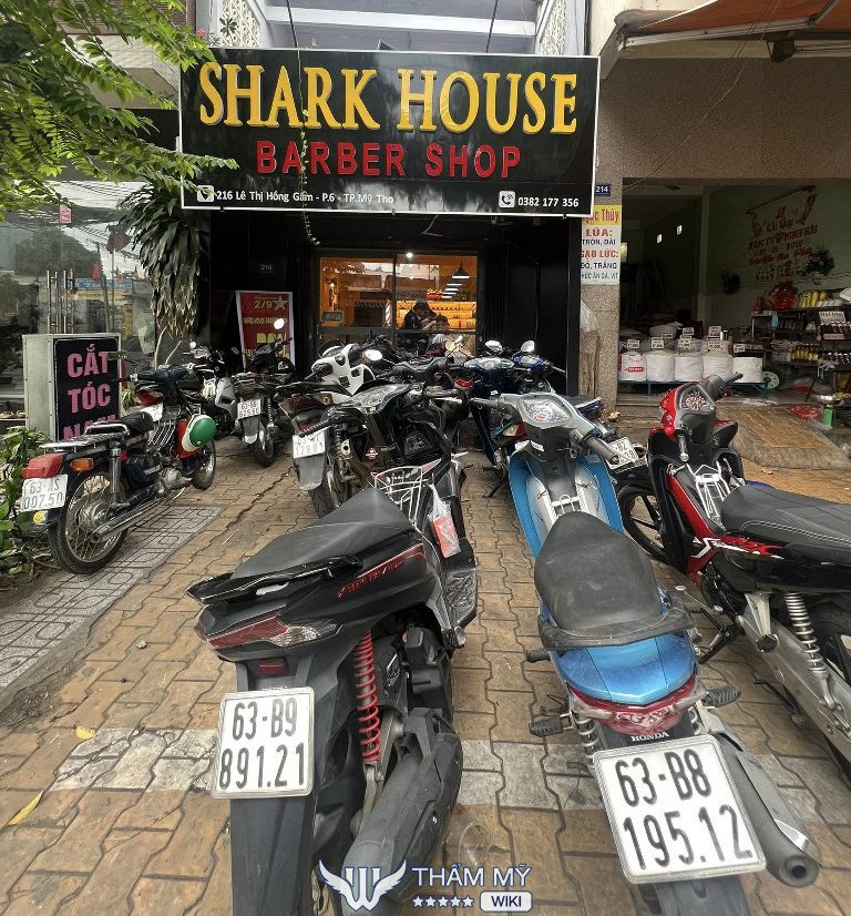 Tiệm cắt tóc nam đẹp Tiền Giang Shark House Barber Shop