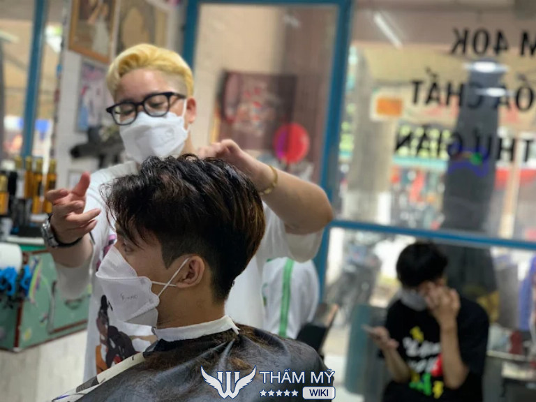 Pull Barber Shop tiệm cắt tóc nam đẹp tại Vĩnh Long