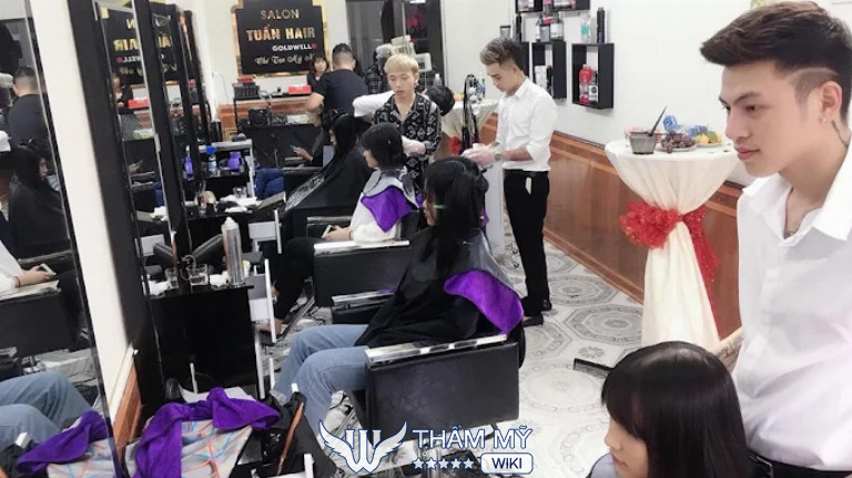 tiệm cắt tóc đẹp ở Phú Thọ Tuấn Hair Salon 