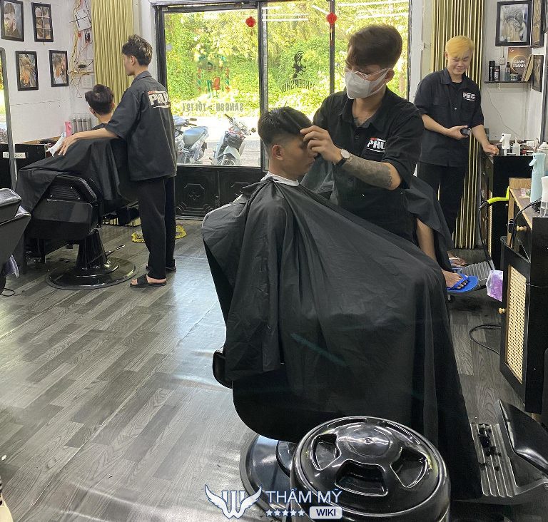 Tiệm cắt tóc nam đẹp ở Hậu Giang Phuc Barbershop