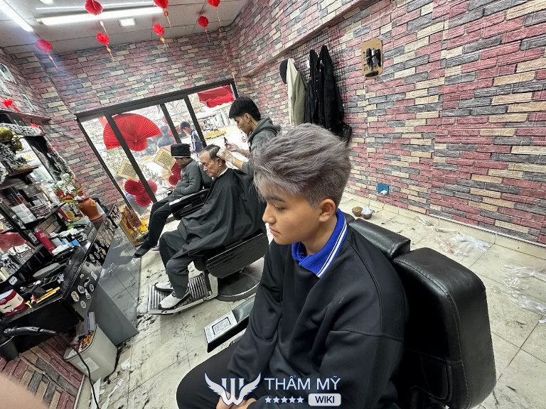 Tiệm cắt tóc nam đẹp ở Tuyên Quang D.A.T Barbershop