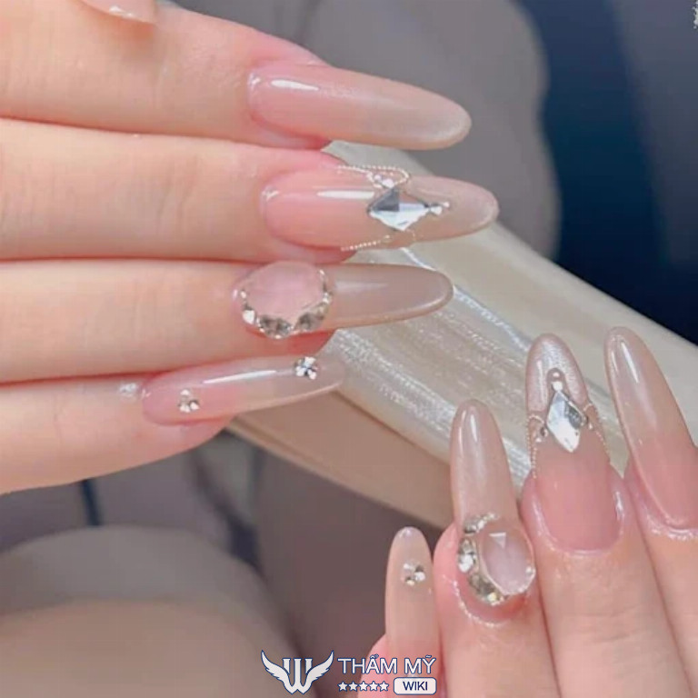 Tiệm nail đẹp Kon Tum 