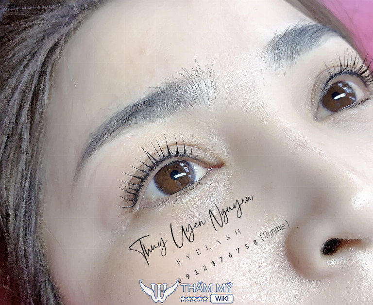 Tiệm nối mi đẹp tại Bảo Lộc Thuỳ Uyên Nguyễn Eyelash
