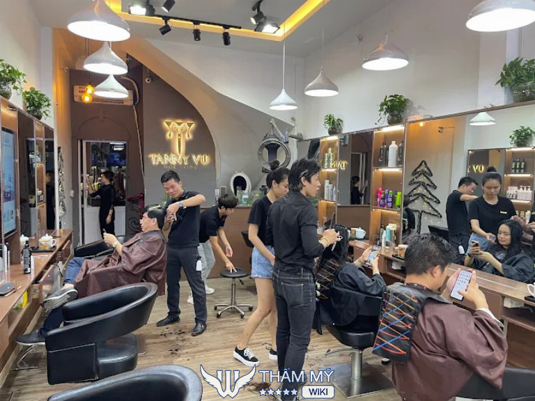 Tanny Vu Hair Salon làm tóc ở Phường Tân Sơn Hòa