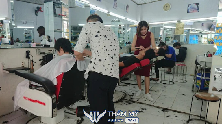 Salon Tiến Dũng