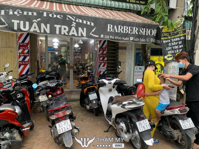 Tiệm cắt tóc nam đẹp tại Bình Thuận Tuấn Trần Barbershop