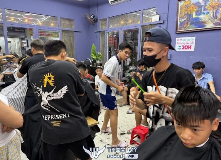 Tiệm cắt tóc nam đẹp ở Hưng Yên Sơn The Barbershop