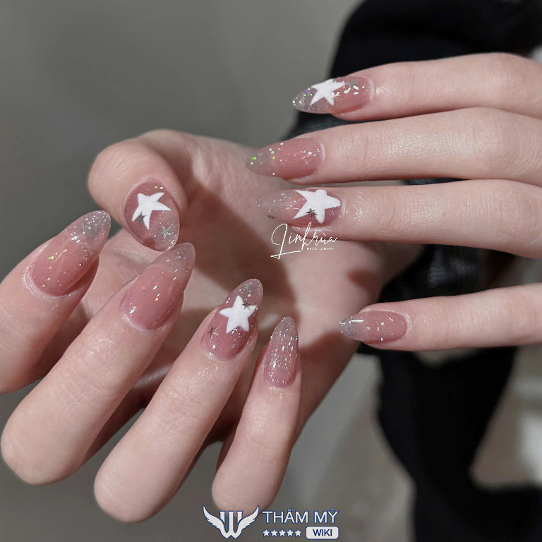 Tiệm làm nail ở Ninh Bình Linh Rùa Nails Lounge
